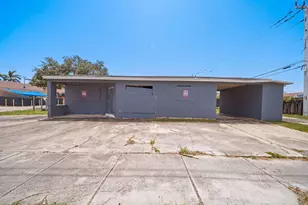 1900 N 66th Ave, Hollywood, FL 33024 - Photo 5