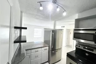 6750 NE 21st Rd, Fort Lauderdale, FL 33308 - Photo 11