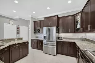 11910 Torreyanna Cir, Palm Beach Gardens, FL 33412 - Photo 3