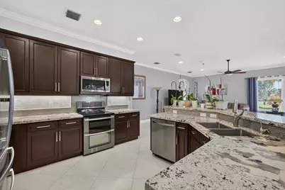 11910 Torreyanna Circle, Palm Beach Gardens, FL 33412 - Photo 29