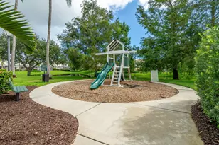 203 Fortuna Dr, Palm Beach Gardens, FL 33410 - Photo 41