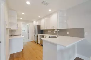 203 Fortuna Dr, Palm Beach Gardens, FL 33410 - Photo 11