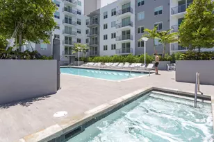 729 NW 2nd St, Miami, FL 33128 - Photo 19