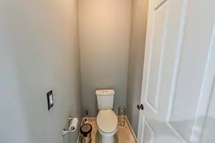 255 Lake Monterey Cir, Boynton Beach, FL 33426 - Photo 9