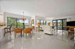 418 Brackenwood Ln S, Palm Beach Gardens, FL 33418 - Photo 3