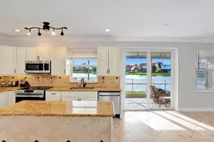9707 Tavernier Dr, Boca Raton, FL 33496 - Photo 5