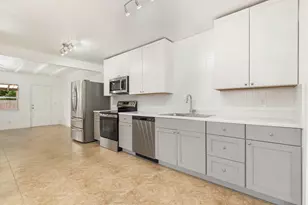 3910 Merrill Ave, West Palm Beach, FL 33405 - Photo 11