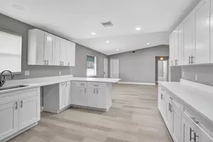 197 SW Twig Ave, Port Saint Lucie, FL 34983 - Photo 9
