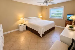 22765 SW 66th Ave, Boca Raton, FL 33428 - Photo 5