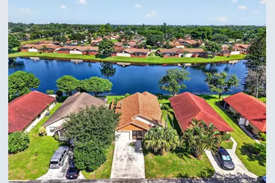 1323 Summit Run Circle, West Palm Beach, FL 33415 - Photo 41