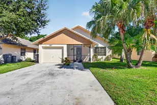 1323 Summit Run Cir, West Palm Beach, FL 33415 - Photo 57
