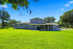 3306 Meadow Ln, Fort Pierce, FL 34947 - Photo 5