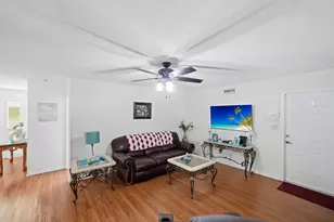3306 Meadow Ln, Fort Pierce, FL 34947 - Photo 11