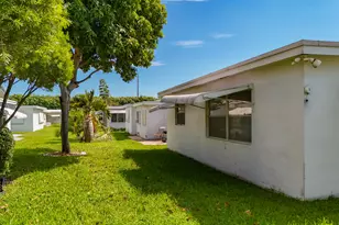 813 SW 5th Ct, Boynton Beach, FL 33426 - Photo 43
