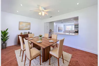 813 SW 5th Court, Boynton Beach, FL 33426 - Photo 15