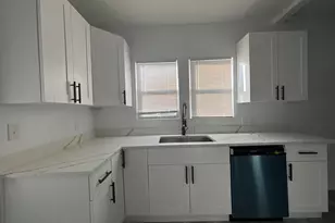 319 N 11th St, Fort Pierce, FL 34950 - Photo 11