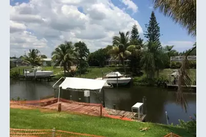639 SE Harborview Drive, Port Saint Lucie, FL 34983 - Photo 1