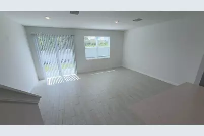 646 Salisbury Circle, Fort Pierce, FL 34982 - Photo 7