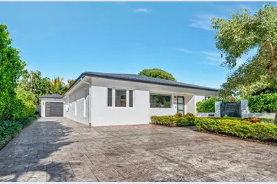 301 Pilgrim Road, West Palm Beach, FL 33405 - Photo 1