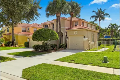 6346 Stonehurst Circle, Lake Worth, FL 33467 - Photo 3