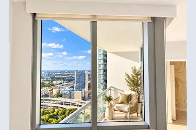 92 SW 3rd Street #4006, Miami, FL 33130 - Photo 9