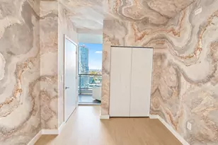 92 SW 3rd St, Miami, FL 33130 - Photo 25