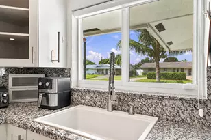 612 NE 24th Ave, Pompano Beach, FL 33062 - Photo 19