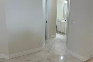 6129 Adriatic Way, West Palm Beach, FL 33413 - Photo 17