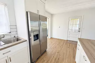 116 NE Entrada Ave, Port Saint Lucie, FL 34952 - Photo 9