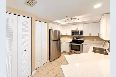 4159 N Haverhill Road #1304, West Palm Beach, FL 33417 - Photo 5