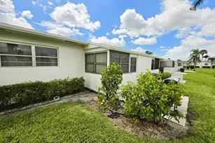 2747 Dudley Dr E, West Palm Beach, FL 33415 - Photo 11