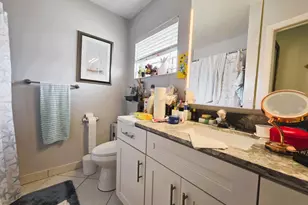 2747 Dudley Dr E, West Palm Beach, FL 33415 - Photo 5