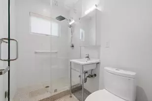 745 13th St, Miami Beach, FL 33139 - Photo 17