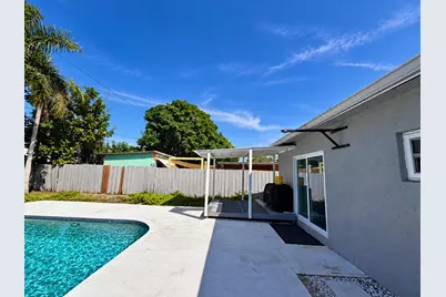 1343 W Ocean Avenue, Lantana, FL 33462 - Photo 15