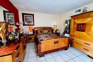 540 W Park Dr, Miami, FL 33172 - Photo 5