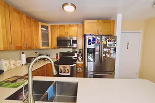 540 W Park Dr, Miami, FL 33172 - Photo 15
