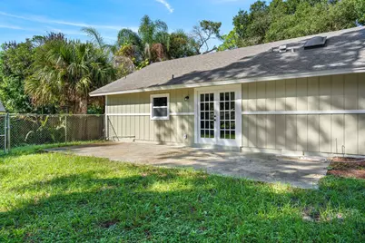 2136 80th Avenue, Vero Beach, FL 32966 - Photo 33