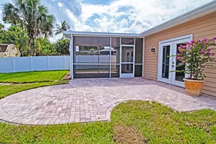 8804 SE Jardin St, Hobe Sound, FL 33455 - Photo 11