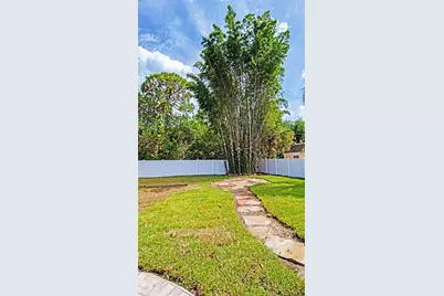 8804 SE Jardin Street, Hobe Sound, FL 33455 - Photo 13