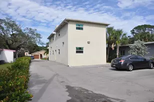 1216 NW 6th Ct, Fort Lauderdale, FL 33311 - Photo 3