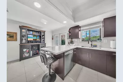 5051 NE 6th Avenue, Deerfield Beach, FL 33064 - Photo 17