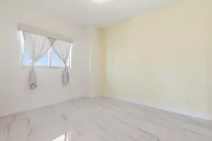 888 Biscayne Blvd, Miami, FL 33132 - Photo 21