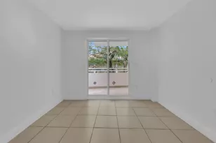 2100 Brickell Ave, Miami, FL 33129 - Photo 9