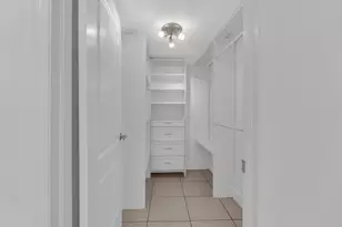 2100 Brickell Ave, Miami, FL 33129 - Photo 15