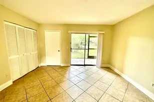1405 Meadows Cir W, Boynton Beach, FL 33436 - Photo 9