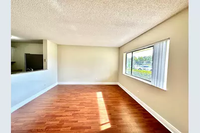1405 Meadows Circle W, Boynton Beach, FL 33436 - Photo 11