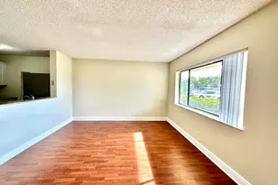 1405 Meadows Cir W, Boynton Beach, FL 33436 - Photo 11