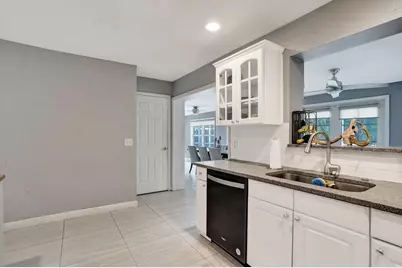 2359 Holly Lane, Palm Beach Gardens, FL 33410 - Photo 17