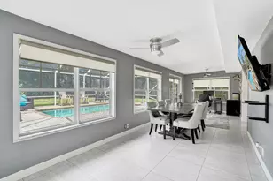 2359 Holly Ln, Palm Beach Gardens, FL 33410 - Photo 9