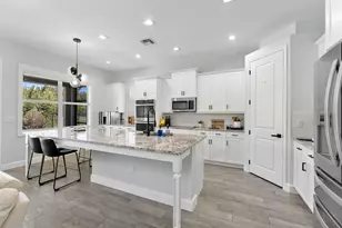 15606 Goldfinch Cir, Westlake, FL 33470 - Photo 9